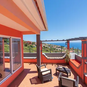 Laranjeiras Apartment